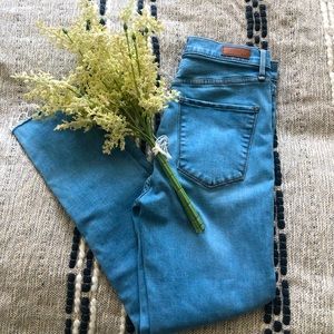 Abercrombie & Fitch Sz 4 Hi-Rise Skinny Jeans